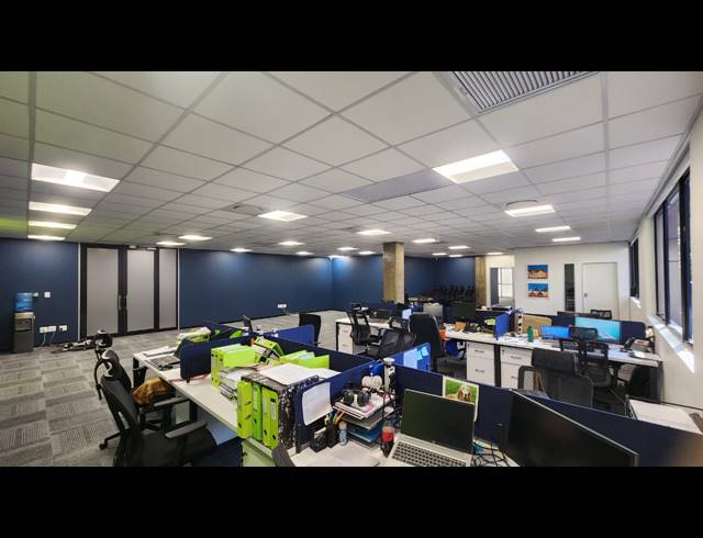 412M² OFFICE TO LET IN HOUGHTON ESTATE